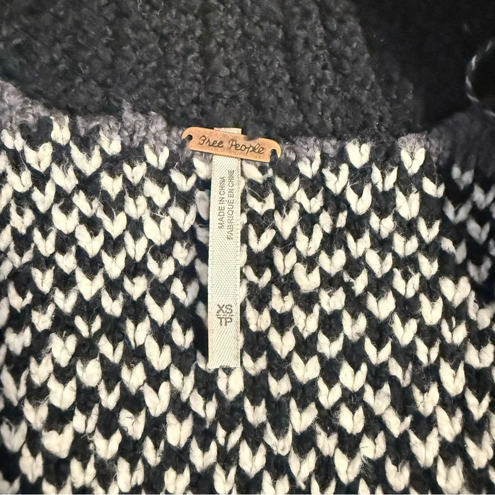Free People Cozy Cabin Cardigan Sweater‎ Size XS